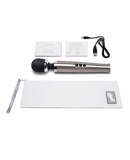 Le Wand Die Cast Rechargeable Massager - Silver - Image 2